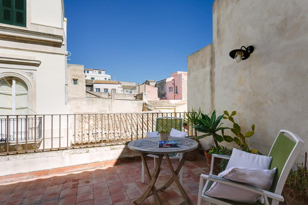 Double Room Private Terrace