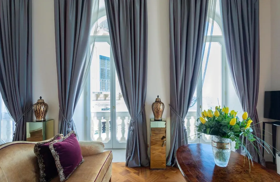 Grand Hotel Des Etrangers- The Leading Hotels Of The World-1