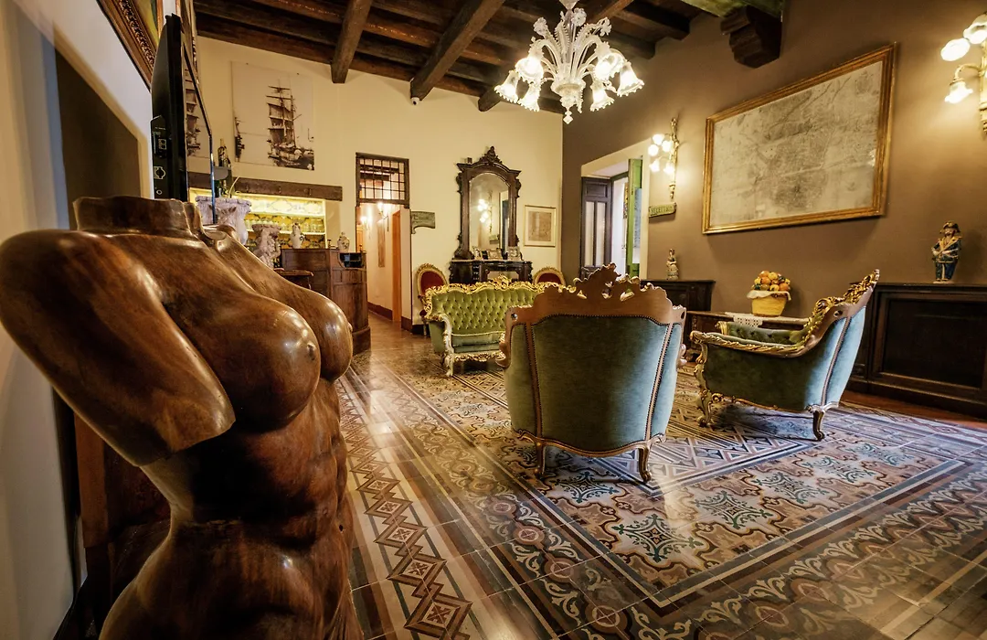 Hotel Henry'S House-1