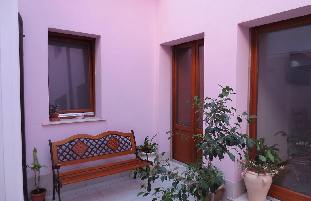 Vergilia-1