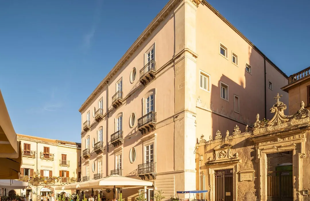 Palazzo Artemide - VRetreats-1