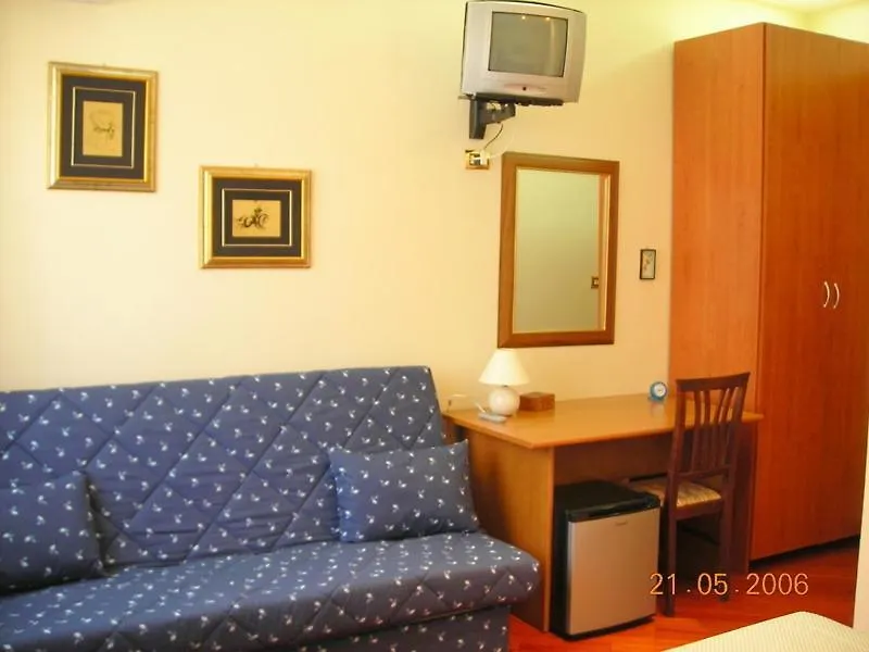 B&B Gelone-1