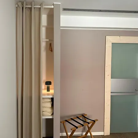 Olivia Rooms Teocrito-2
