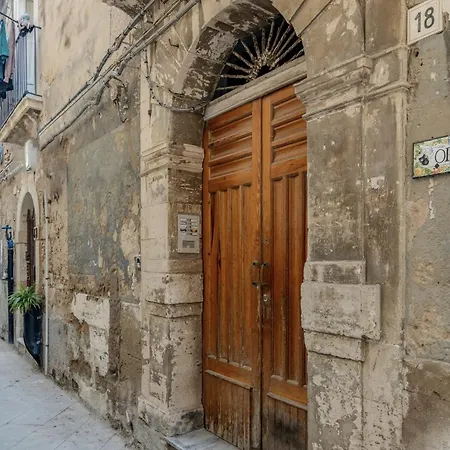 HOTIDAY Ortigia Opera-3